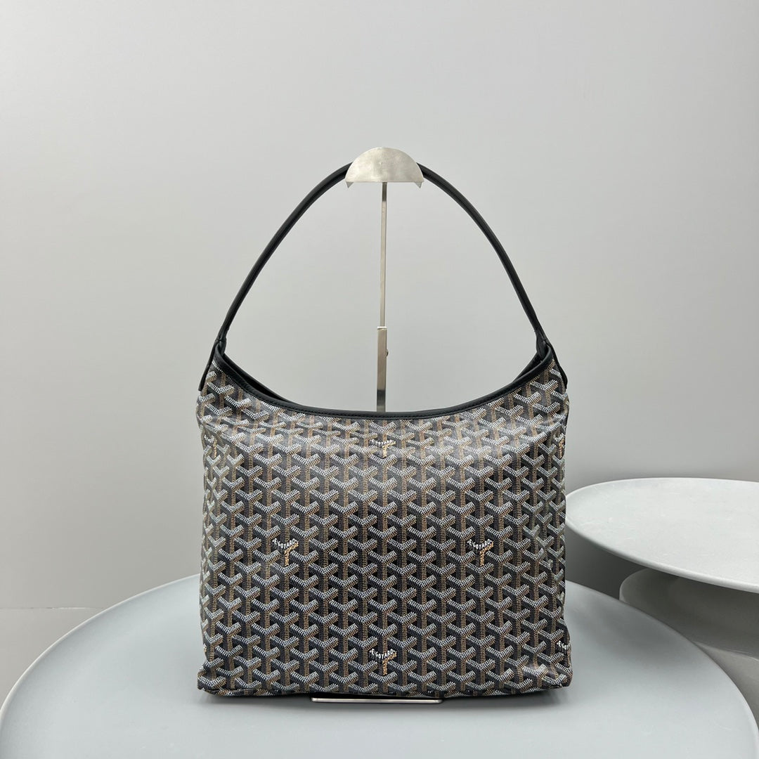 HOBO BOHÉME 34 IN BLACK GOYARDINE CANVAS AND CALFSKIN