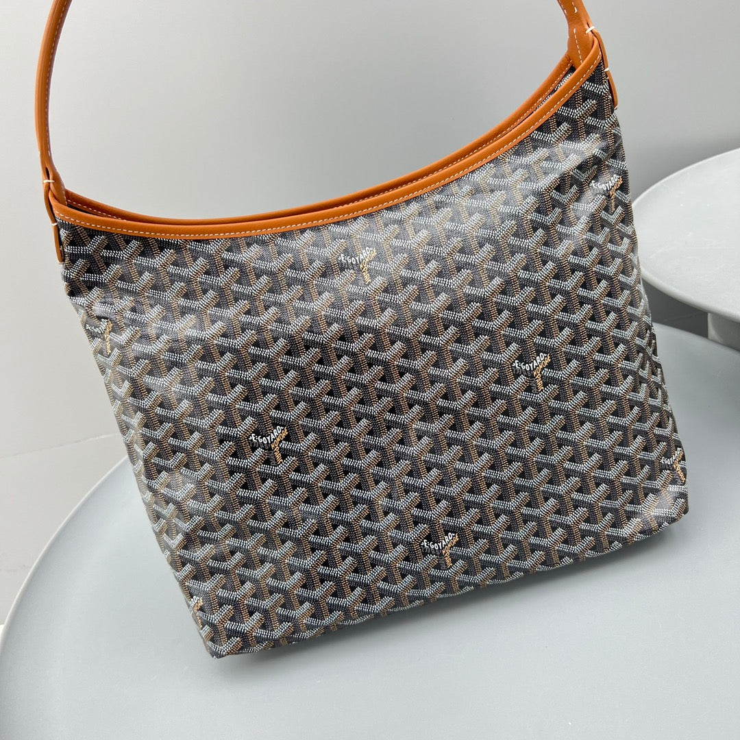 HOBO BOHÉME 34 IN BROWN GOYARDINE CANVAS AND CALFSKIN