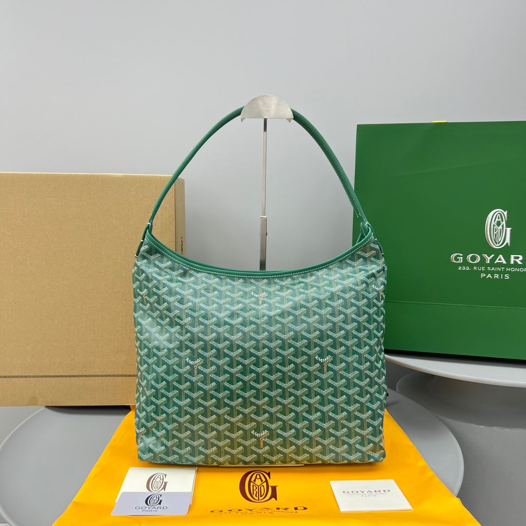 HOBO BOHÉME 34 IN GREEN GOYARDINE CANVAS AND CALFSKIN