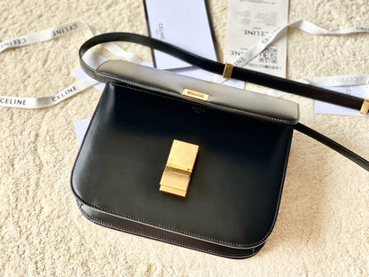 CELINE MEDIUM CLASSIQUE BAG 24CM BLACK CALFSKIN