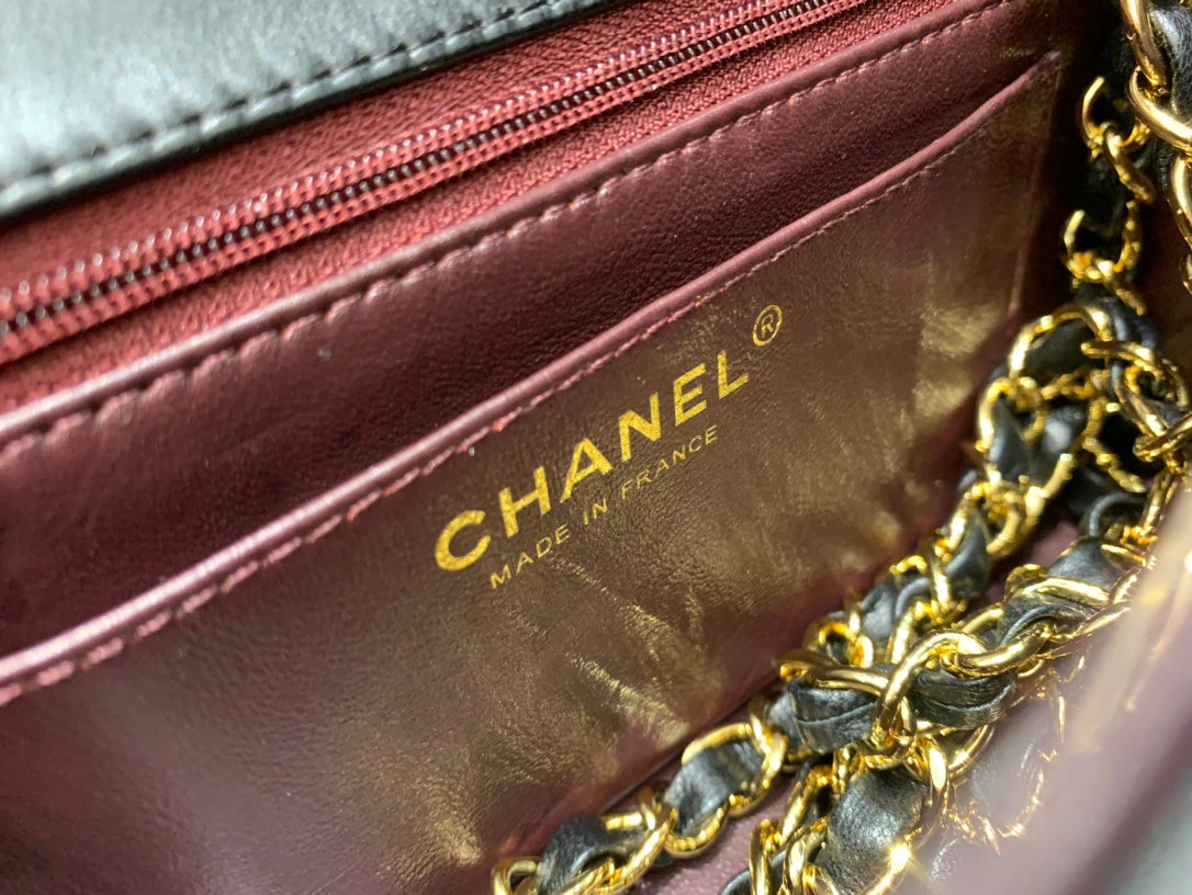 flap bag mini 20cm black lambskin gold hardware