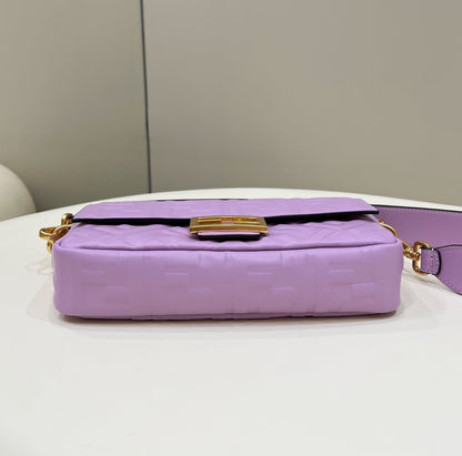 Baguette 27cm Violet Lambskin Gold Hardware
