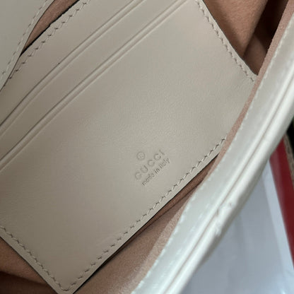 gg marmont 21cm white calfskin gold hardware