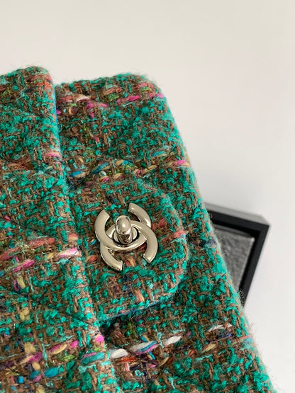CC MEDIUM 20 CLASSIC BAG IN GREEN FOREST WOOL TWEED