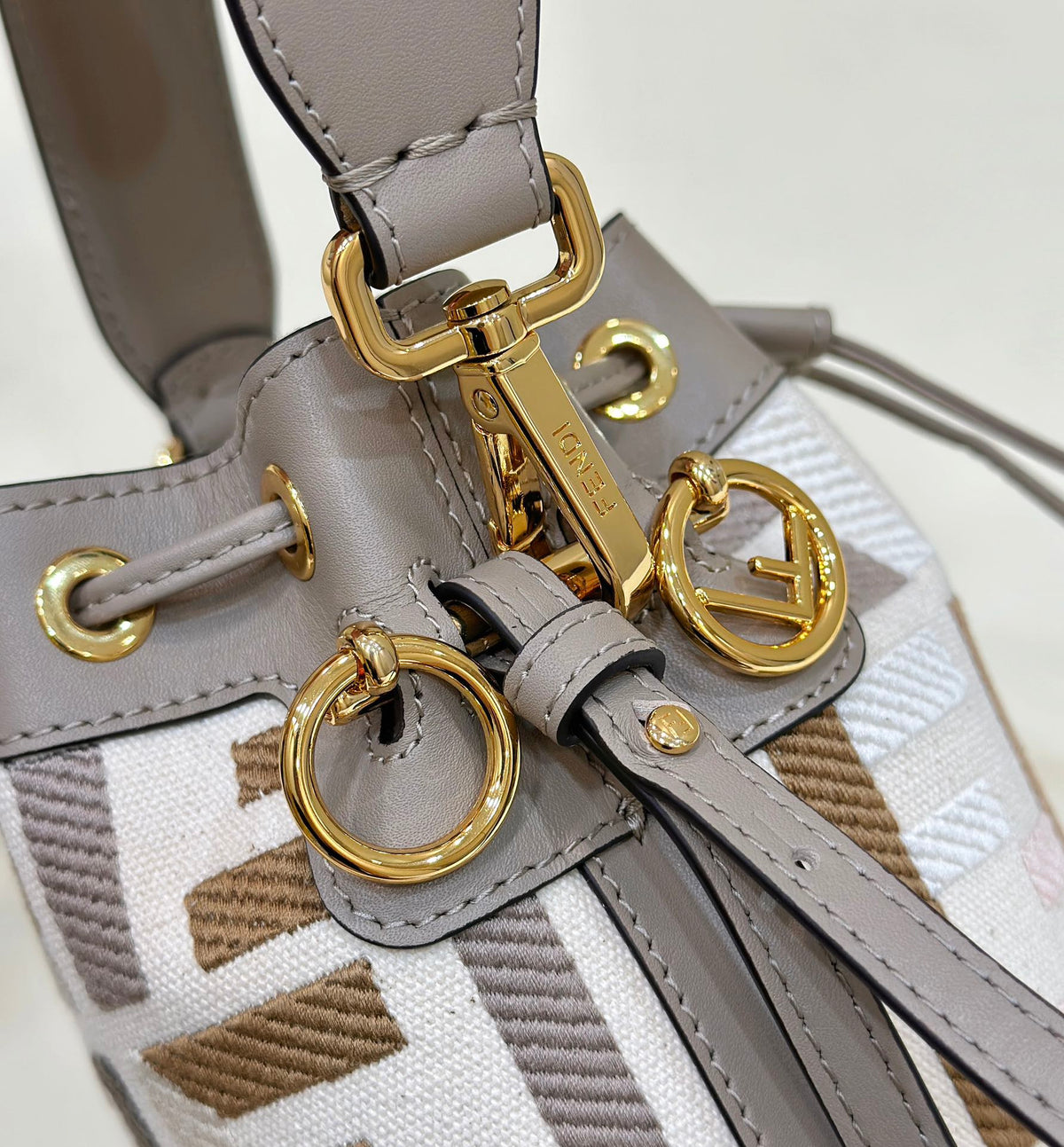 ff mon tresor bucket bag 18cm grey leather ff motif