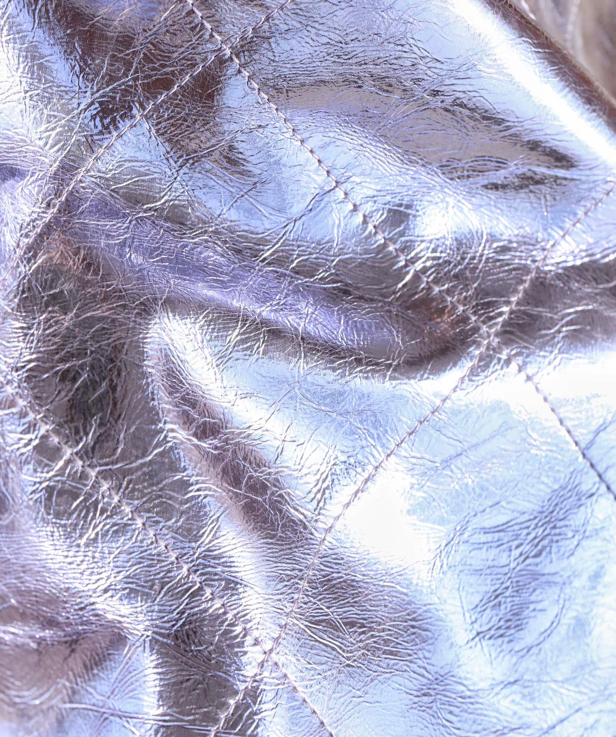 25C Hobo 22 Bag 35cm Violet Metalic Lambskin