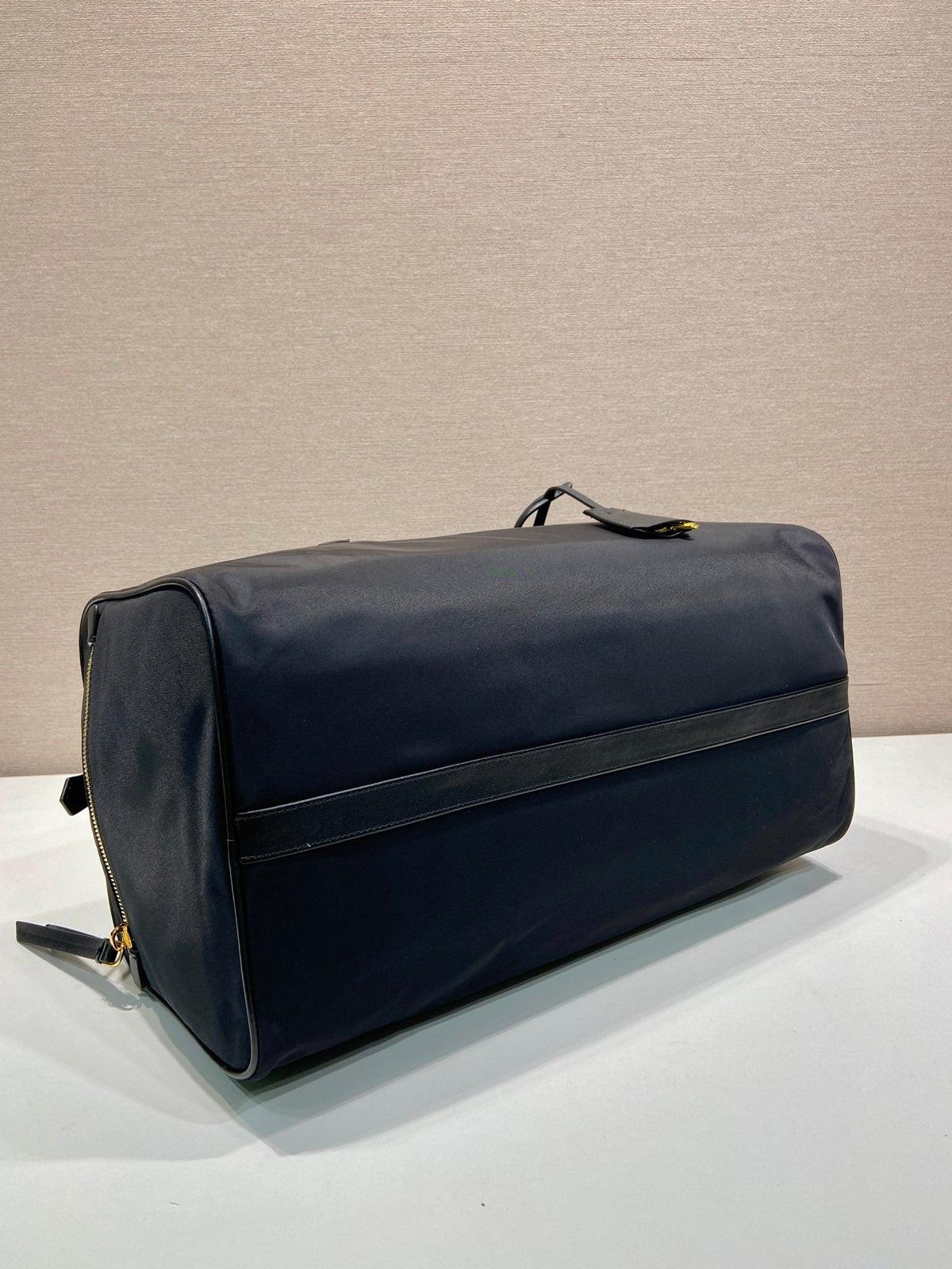 TRAVEL BAG 40 IN BLACK WATERPROOF FABRIC GOLD PADLOCK