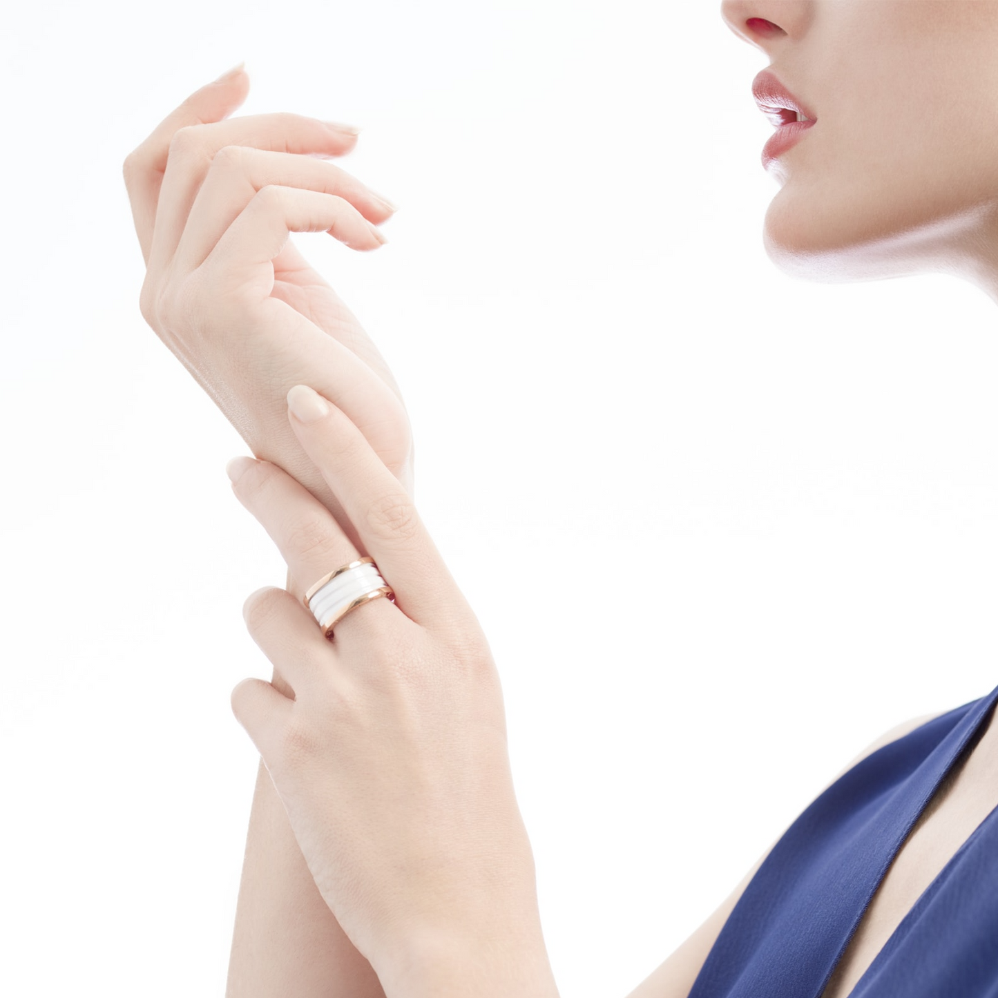 [GALE]ZERO 1 FOUR-BAND LOOPS AND WHITE CERAMIC SPIRAL PINK GOLD RING