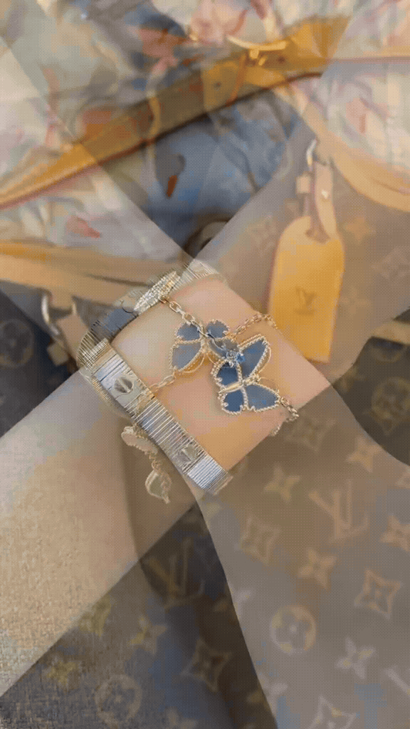 [GALE] Lucky Spring Butterfly 5-Motif & LOVE Unlimited Bracelet Stack Set