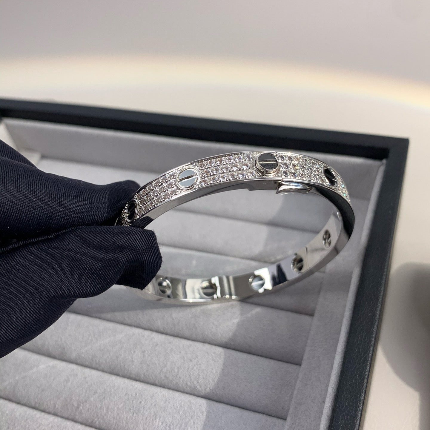 [NOVO] LOVE ARMBAND 6,1 MM DIAMANT-PAVED KERAMIK 