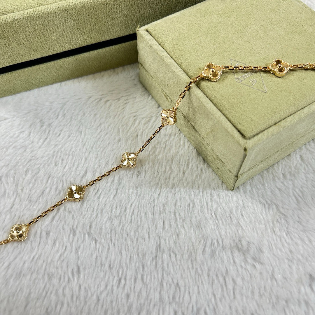 [NOVO]クローバー 6モチーフ ダイヤモンドブレスレット