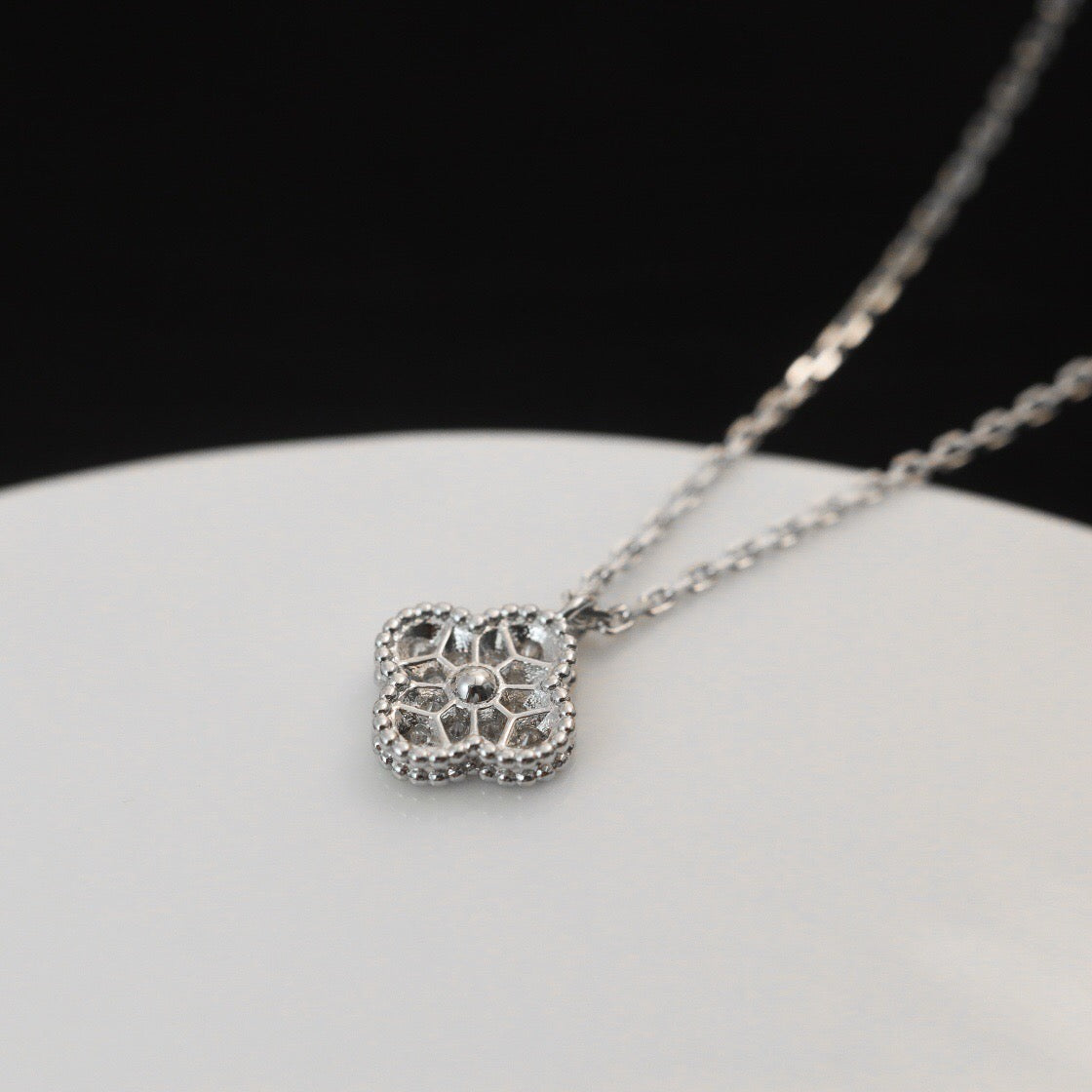 [NOVO]CLOVER MINI 9,5MM ANHÄNGER MIT DIAMANT