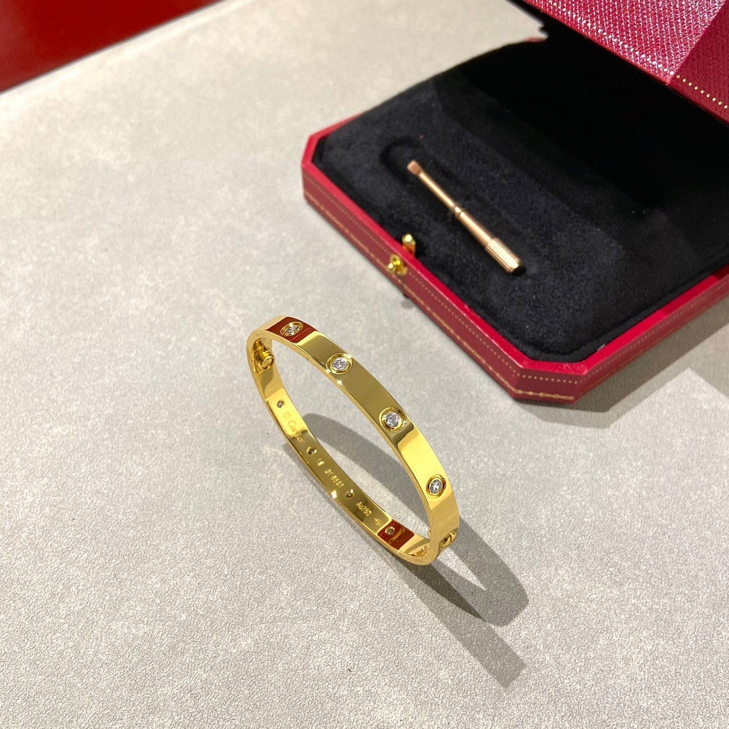 [NOVO] LOVE ARMBAND 6,1 MM 10 DIAMANTEN