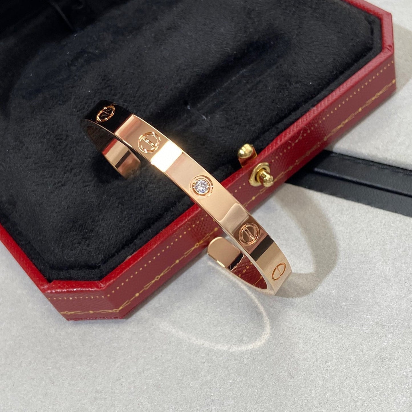 [NOVO] LOVE ARMBAND 6,1 MM 1 DIAMANT OFFENES MANSCHETTEN 