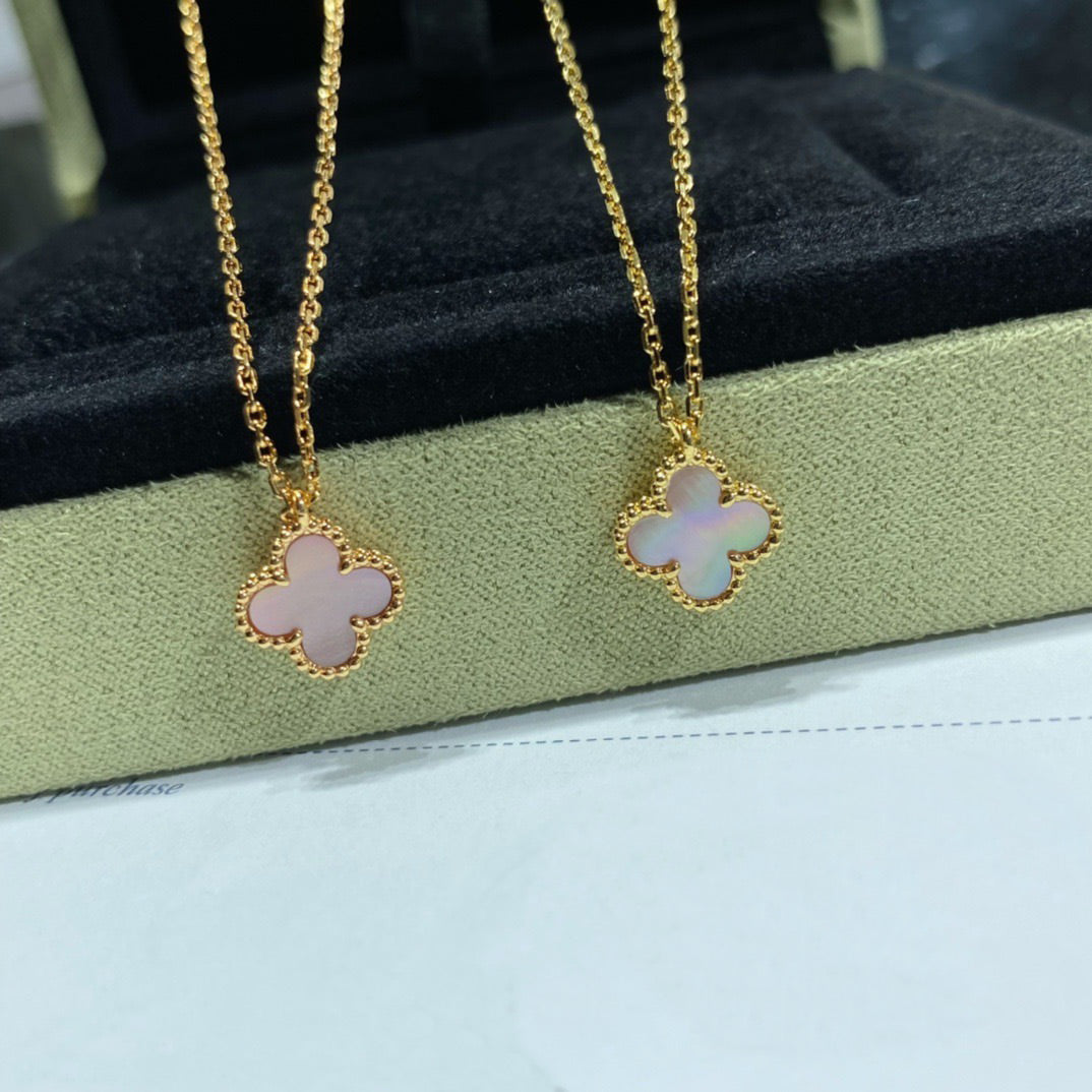 [NOVO]クローバー 9.5mm ピンク マザーオブパール シングルフラワーネックレス