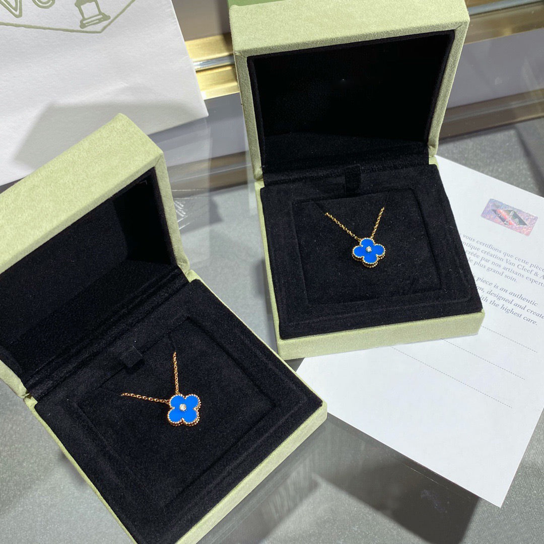 [NOVO]CLOVER 15MM DIAMANT- UND BLAUER ACHAT-HALSKETTE