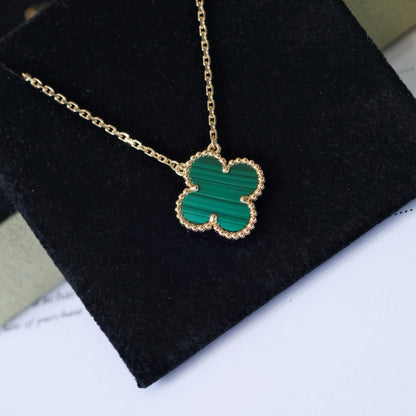 [NOVO]CLOVER 15MM MALACHIT EINZELNE BLÜTEN-HALSKETTE