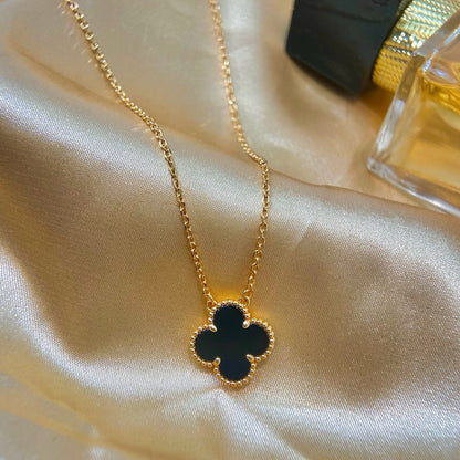 [NOVO]CLOVER 15MM SCHWARZE ONYX-EINZELBLÜTEN-HALSKETTE