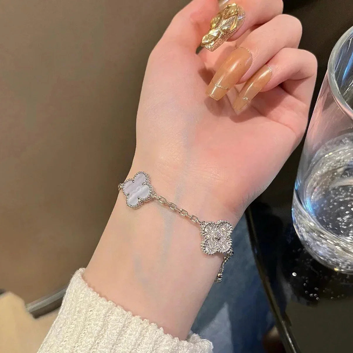[GALE] CLOVER 5 MOTIF PURPLE CHALCEDONY BRACELET COLLECTION