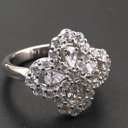 [NOVO] Loop-Ring mit Vollmotiv-Diamant, 16 mm, Silber