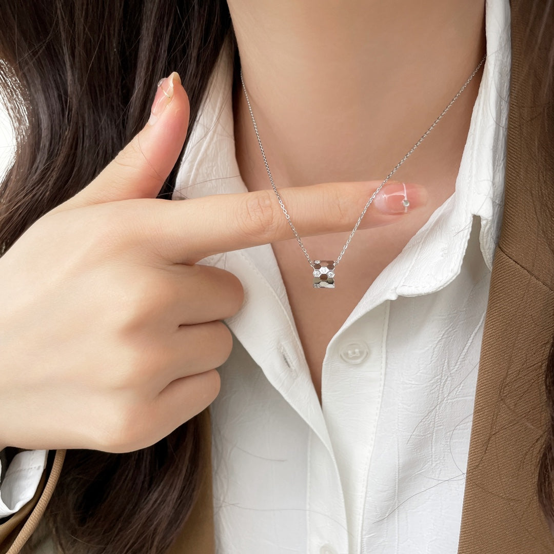 [NOVO]BEE MINI-ANHÄNGER MIT DIAMANT