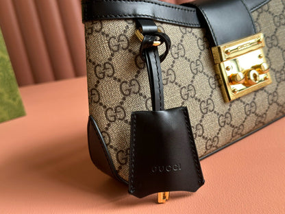 GG PADLOCK SMALL 24 BEIGE CANVAS BLACK CALFSKIN