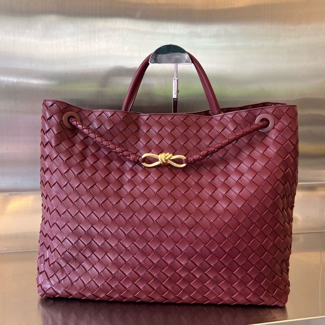 BV LARGE ANDIAMO 45CM DARK RED LAMBSKIN