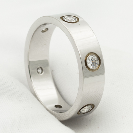 [NOVO]ラブリング 5.5mm 6ダイヤモンド シルバー