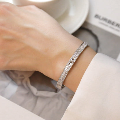 [NOVO]KELLY ARMBAND MIT DIAMANTENBESETZUNG 