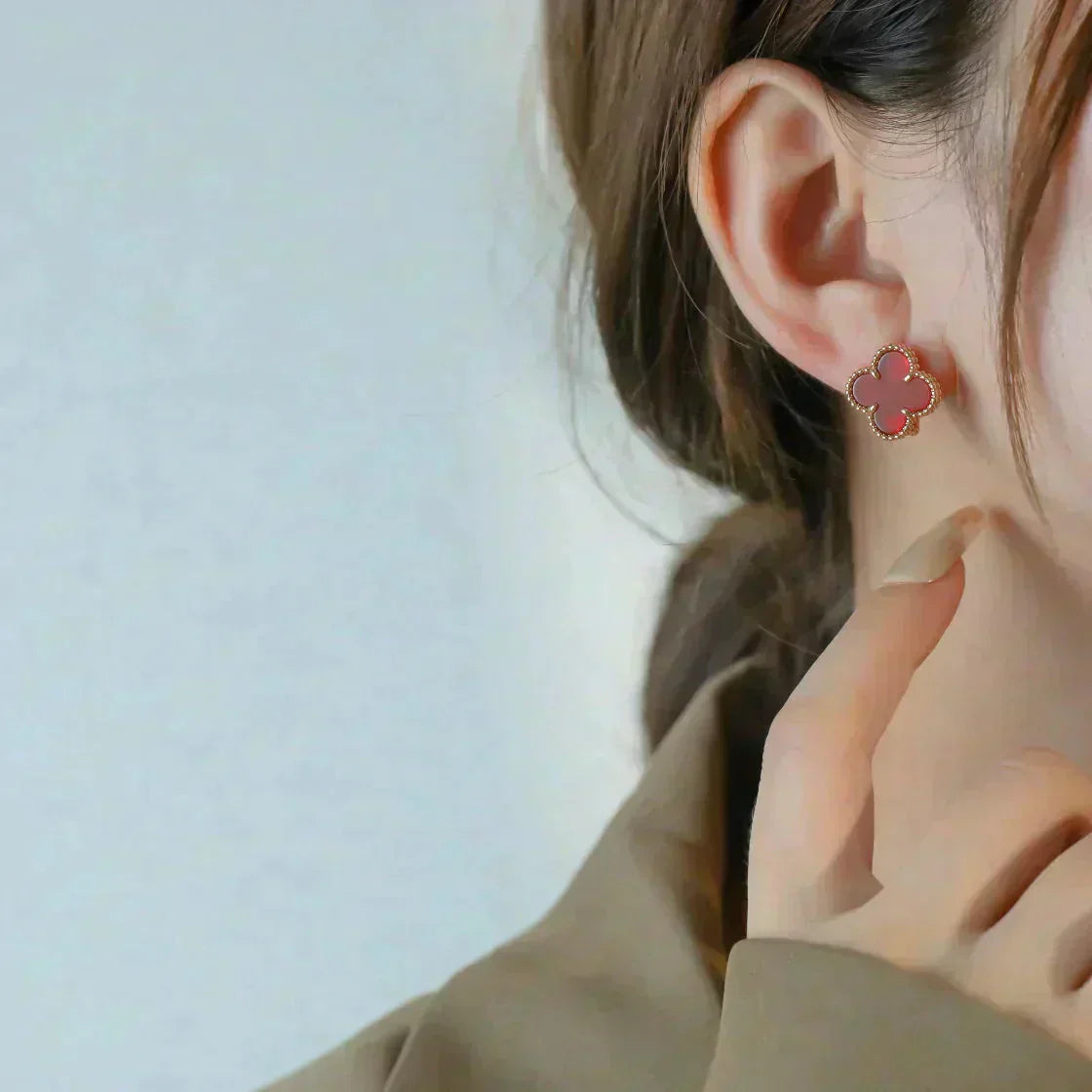 [NOVO]CLOVER MEDIUM 1 MOTIFS CARNELIAN EARRINGS
