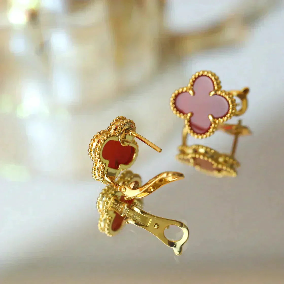 [NOVO]CLOVER MEDIUM 1 MOTIFS CARNELIAN EARRINGS