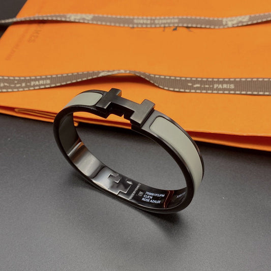 [NOVO]CLIC HM SO ブラックグレー ブレスレット