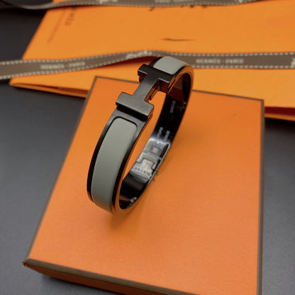 [NOVO]CLIC HM SO SCHWARZ-GRAUES ARMBAND