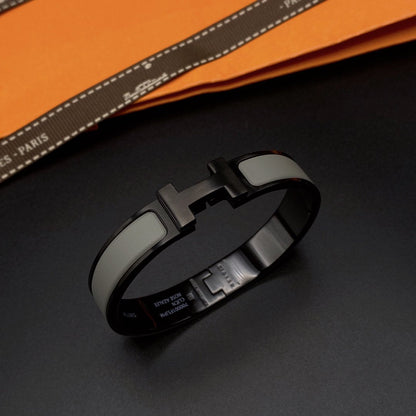 [NOVO]CLIC HM SO SCHWARZ-GRAUES ARMBAND