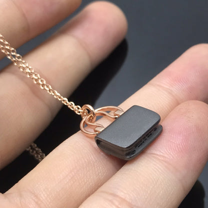 [NOVO]ウィメンズ HM アミュレット コンスタンス ペンダント ネックレス