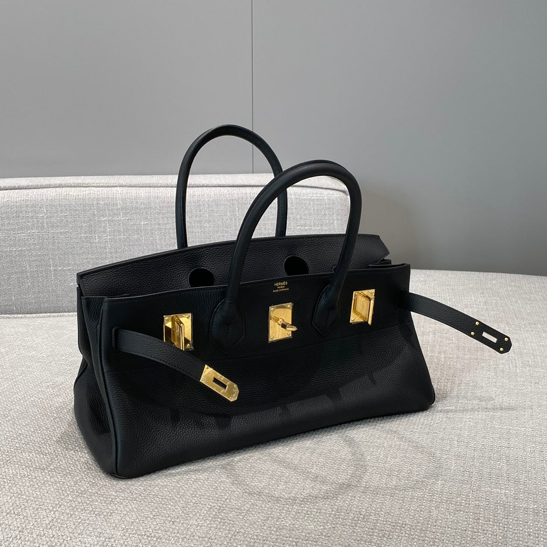 HM Shoulder Birkin 42 Black Cowhide with Gold Hardware 237640
