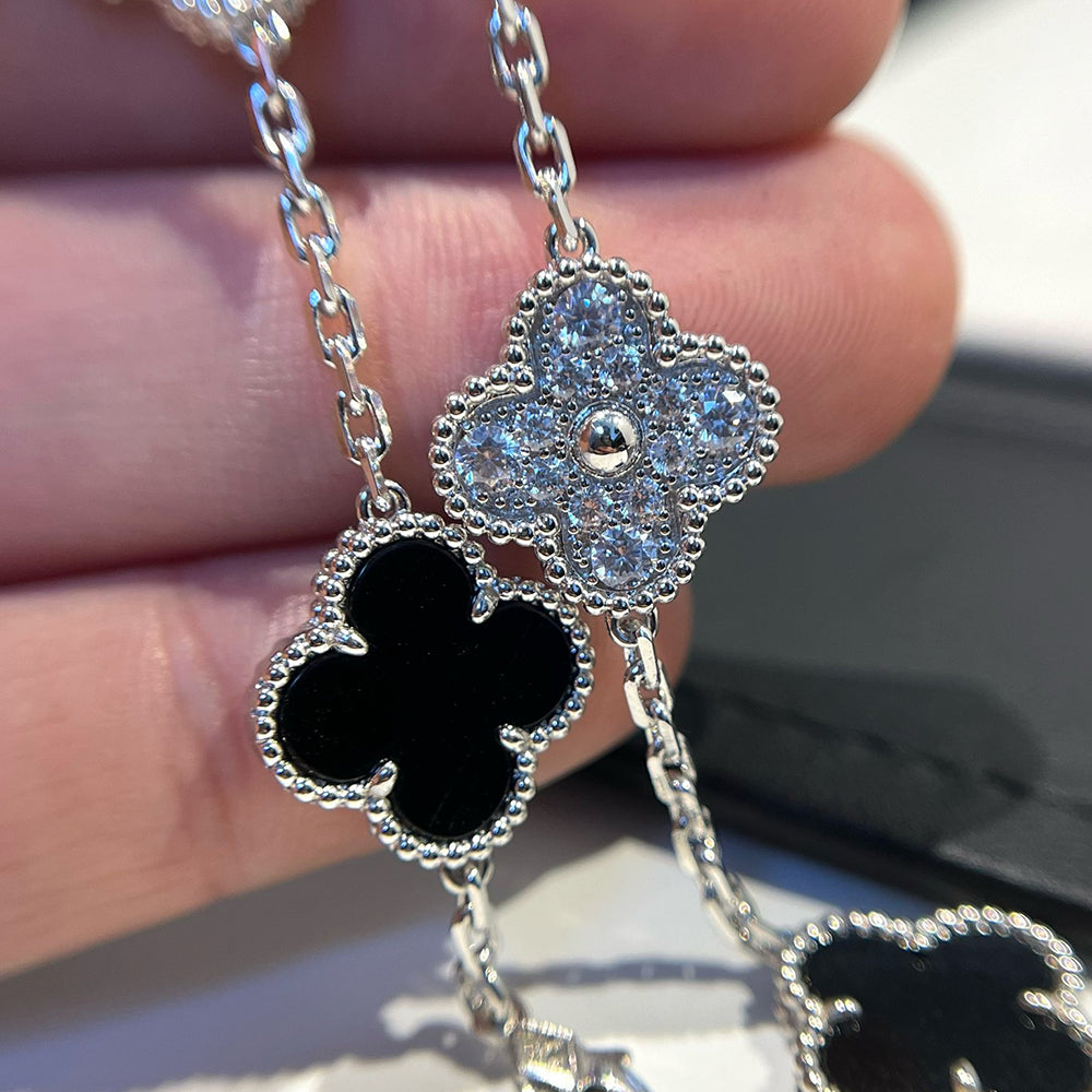 [GALE] CLOVER 5 MOTIF ONYXS BRACELET COLLECTION