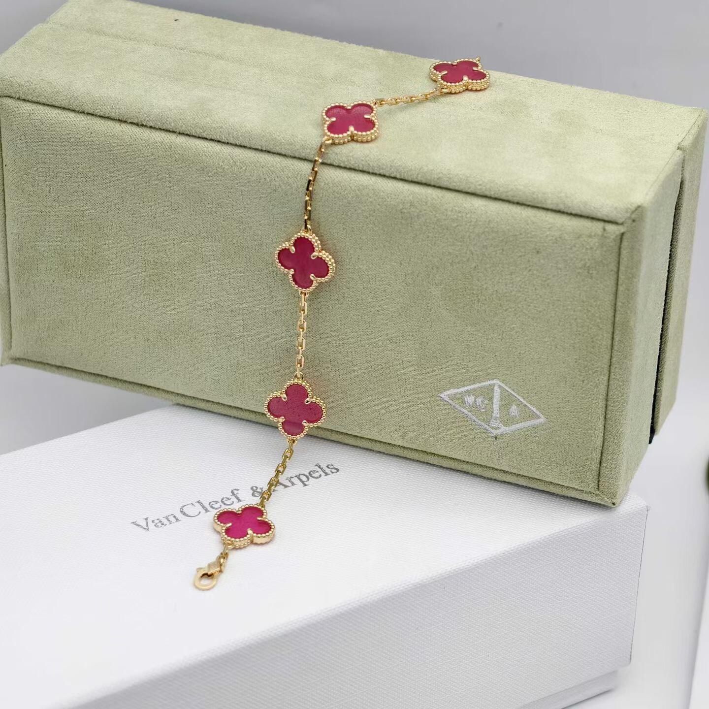 [GALE]NEW CLOVER 5 MOTIFS PINK ENAMEL BRACELET