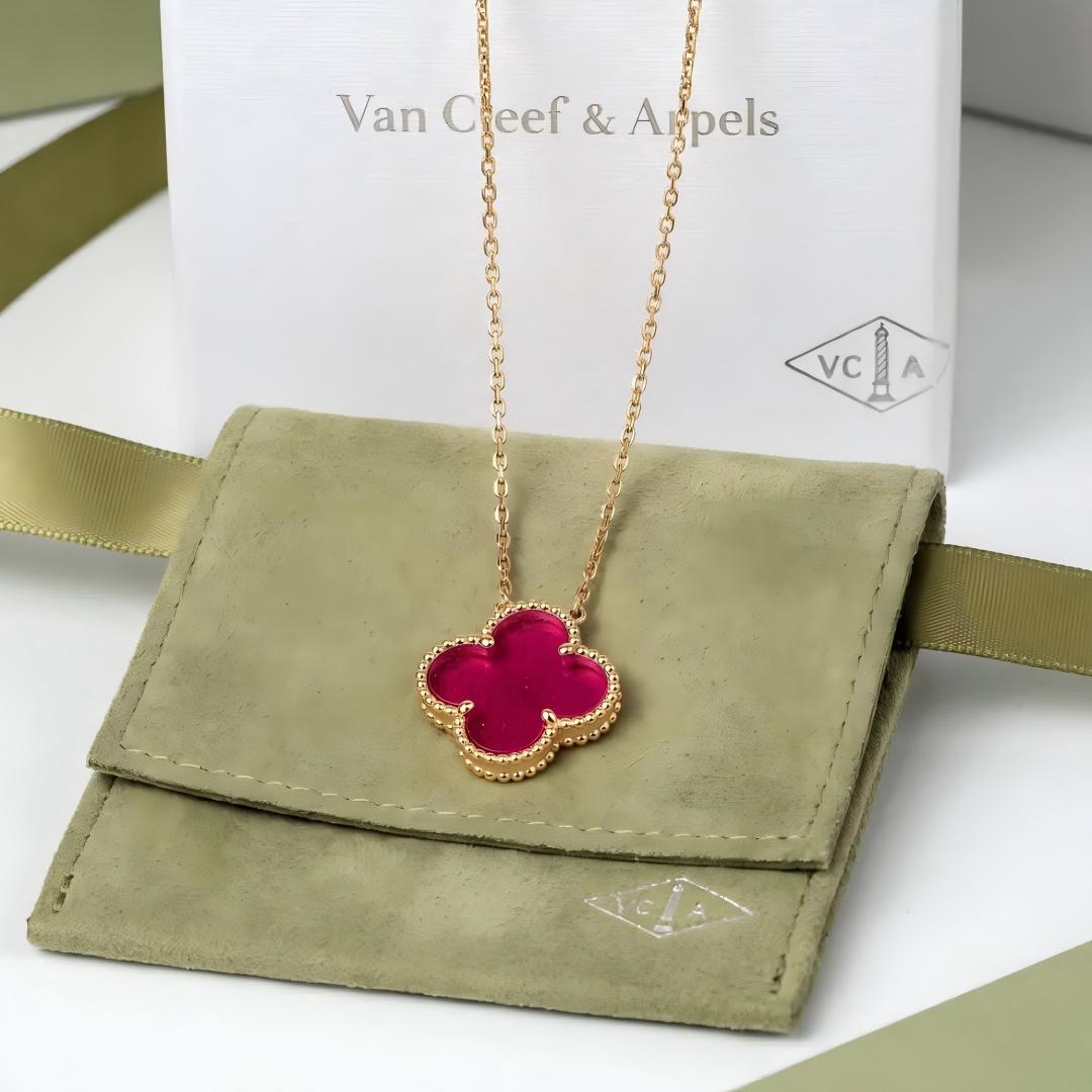 [GALE] NEW CLOVER 15MM PINK ENAMEL NECKLACE