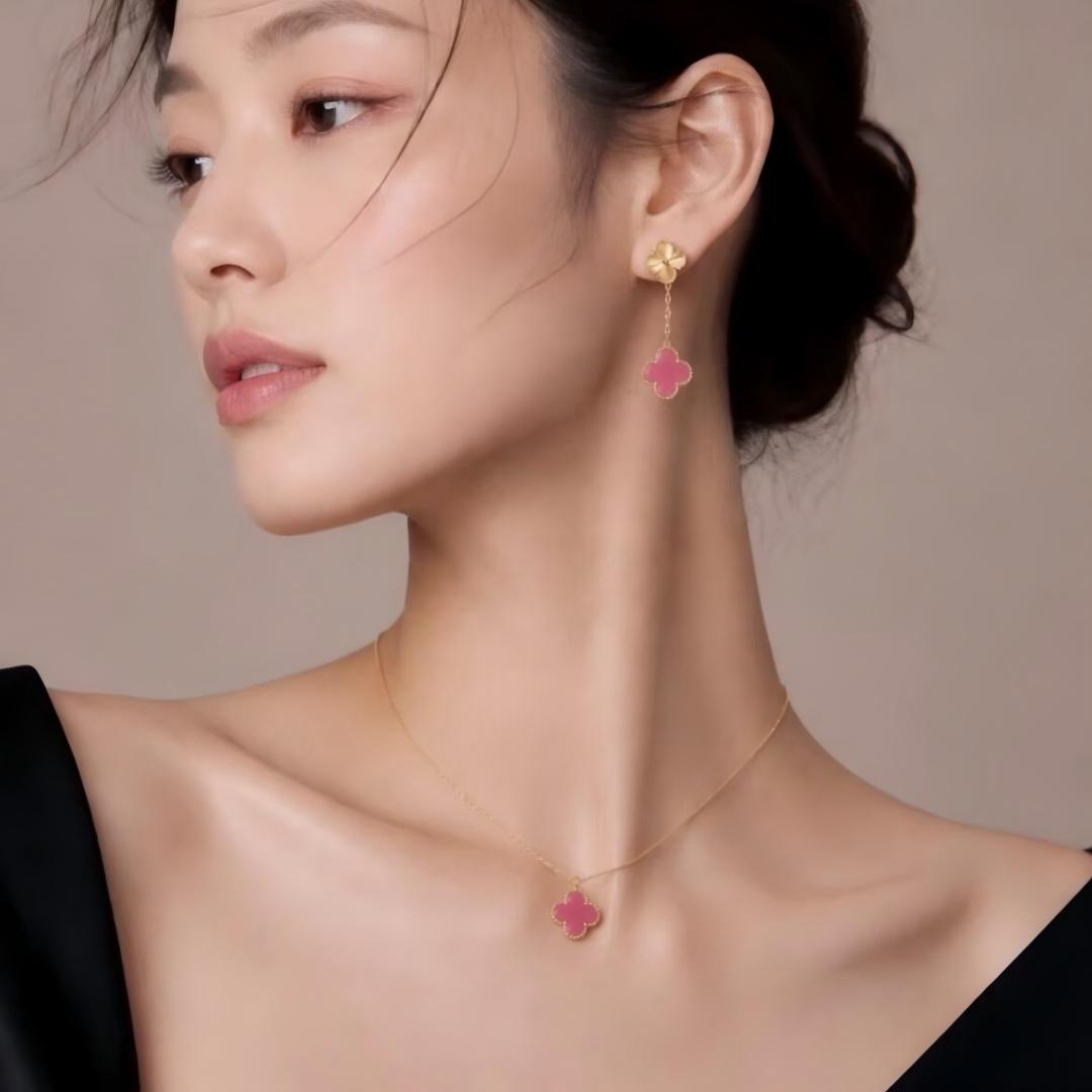 [GALE] NEW CLOVER 15MM PINK ENAMEL NECKLACE