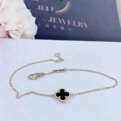 [NOVO]CLOVER ONYX EINZELNE BLUMENARMBAND