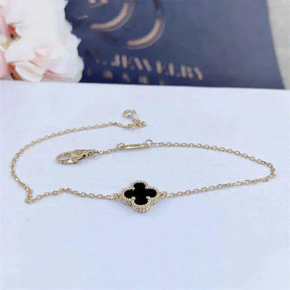 [NOVO]CLOVER ONYX EINZELNE BLUMENARMBAND