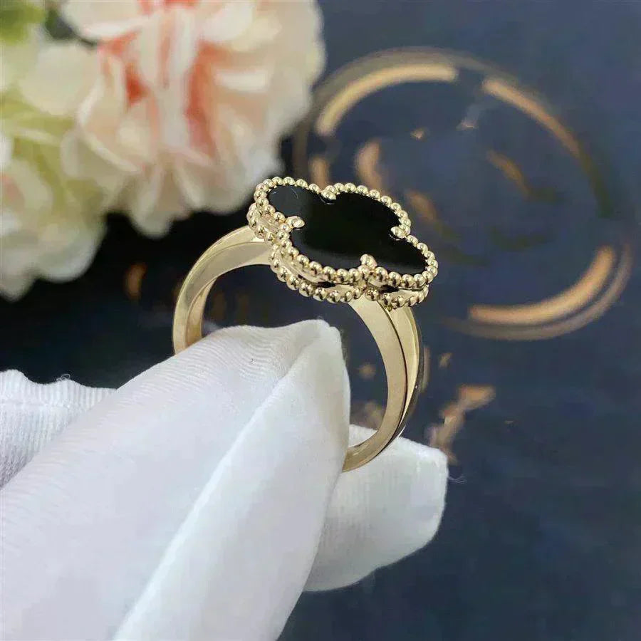 [GALE]CLOVER ONYX RING