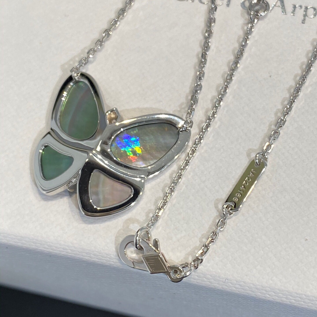 [GALE]LARGE BUTTERFLY SILVER PENDANT DIAMOND NECKLACE