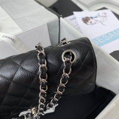 Medium Classic Flap Bag 23cm Black Caviar Silver Hardware