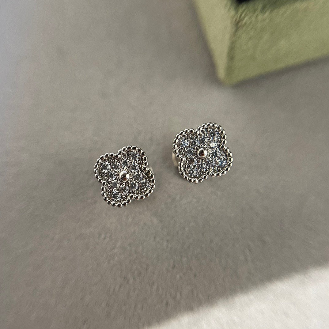 [NOVO]CLOVER MINI DIAMANT-OHRSTÖSSEL